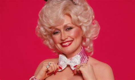 sexy dolly parton|Dolly Parton stripped down for husbands birthday in raunchy。